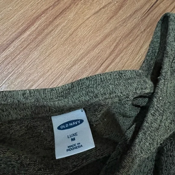OLD Navy Women's Long Sleeve M - Picture 2 of 3